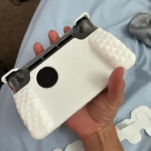 Ayn Thor grip + No stylus