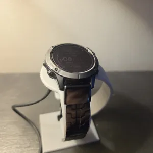 Garmin fenix 6 pro solar charging stand