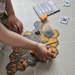 Mars Explorer: Print. Play. Discover.