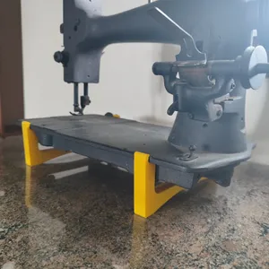 Pé máquina de costura antiga