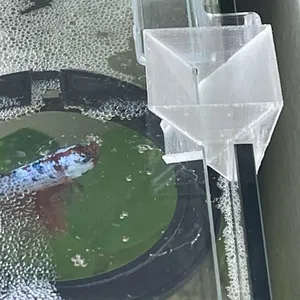 Fish tank feeder funnel