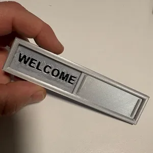 "Do not disturb" door sign