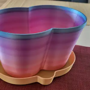 Double flowerpot with coaster