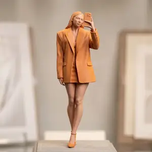 ELEGANT LADY