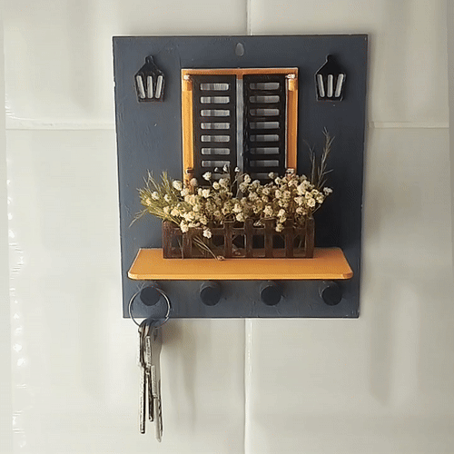 WINDOW KEYHOLDER