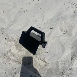 Beach scoop