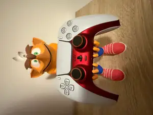 Crash Bandicoot controller stand