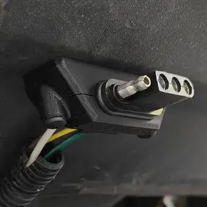 4 Flat Trailer Plug Bumper Mount