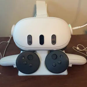 Meta Quest Stand